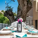 Guzman - Antonio Villa Calpe