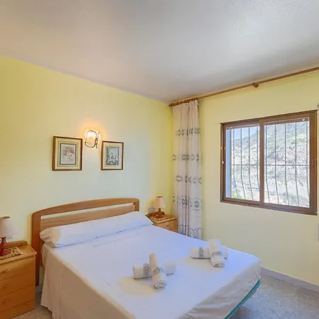 Villa Guzman - Antonio Calp